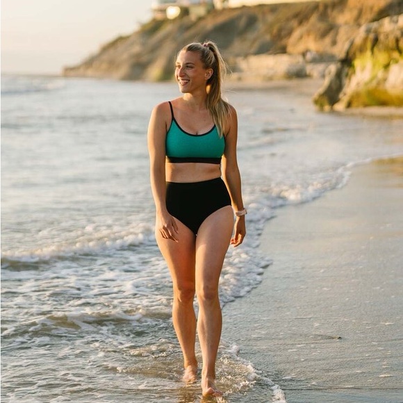 ZYIA Active NEW Black Classic Hi-Waisted Swimsuit Bottoms Size XS - Picture 6 of 6